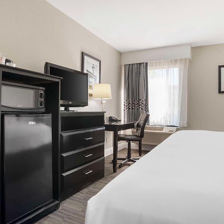 Best Western Bayou Inn Westwego Exterior photo