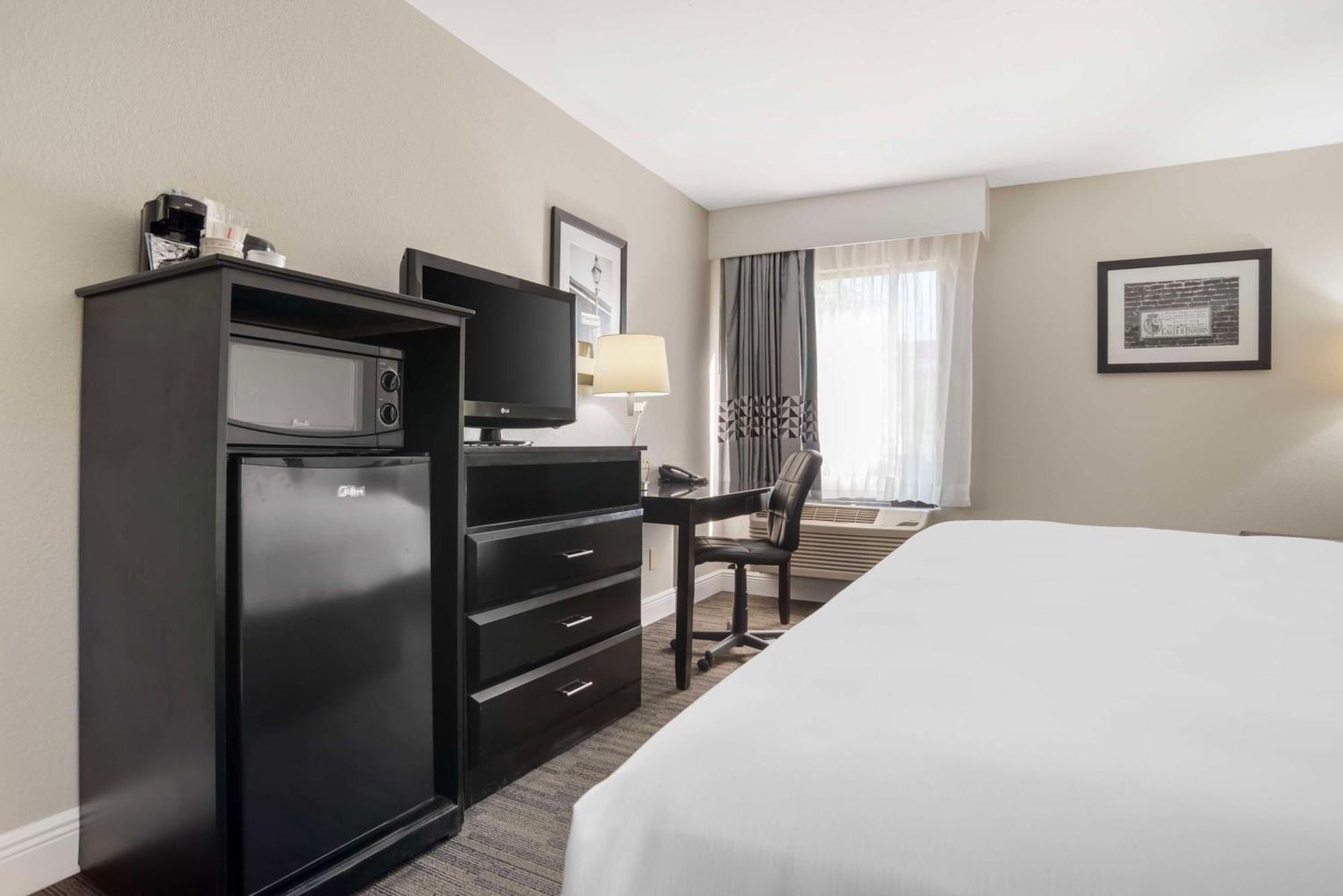 Best Western Bayou Inn Westwego Exterior photo