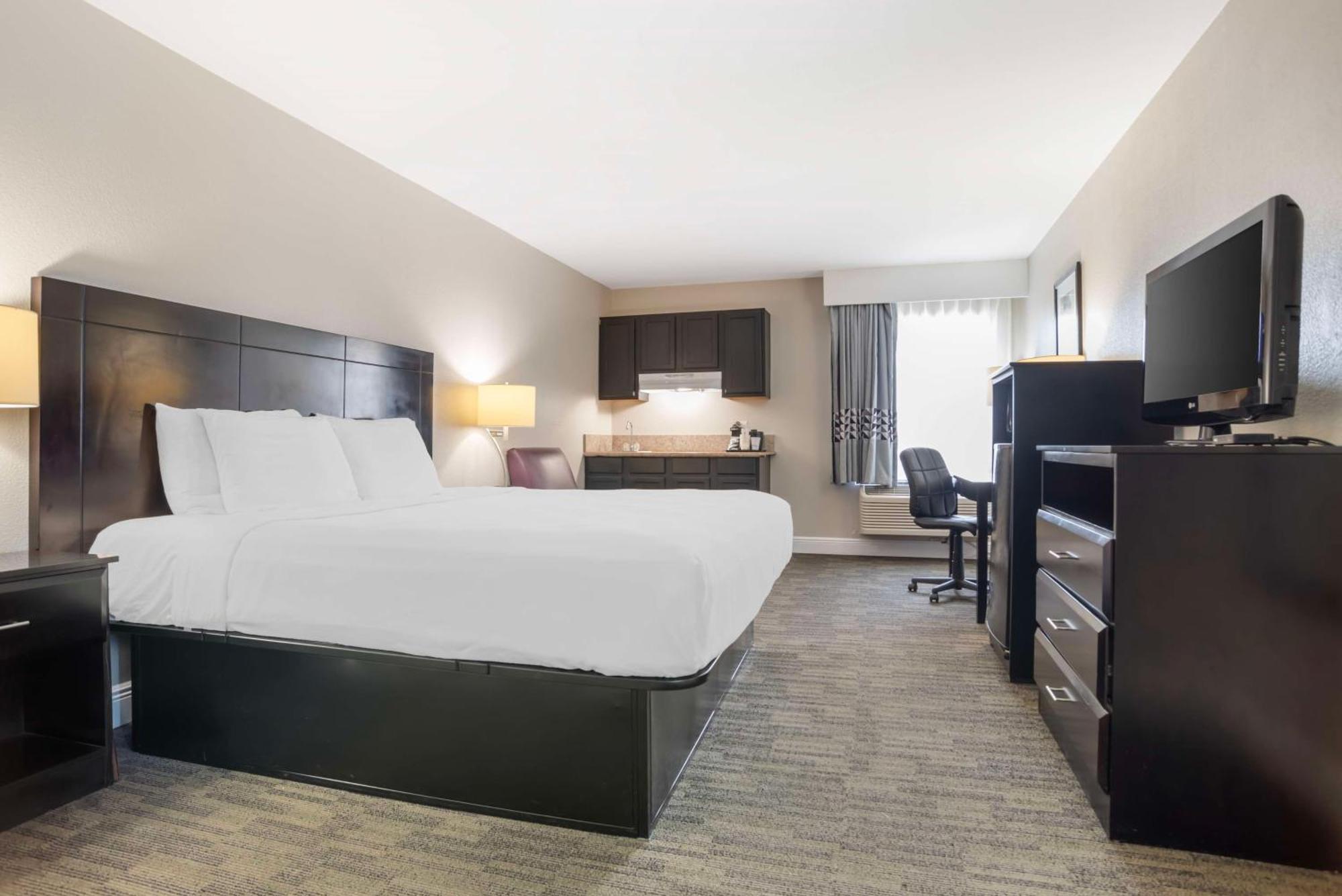 Best Western Bayou Inn Westwego Exterior photo