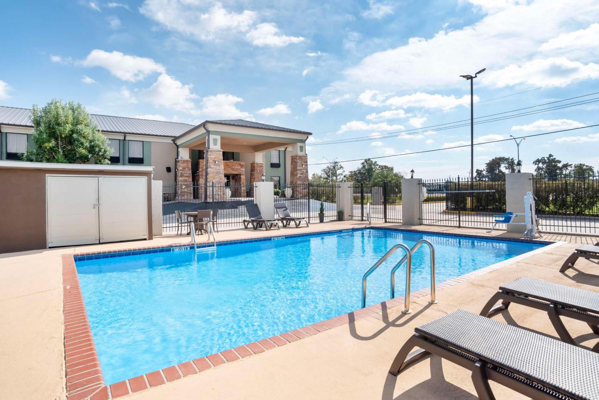 Best Western Bayou Inn Westwego Exterior photo